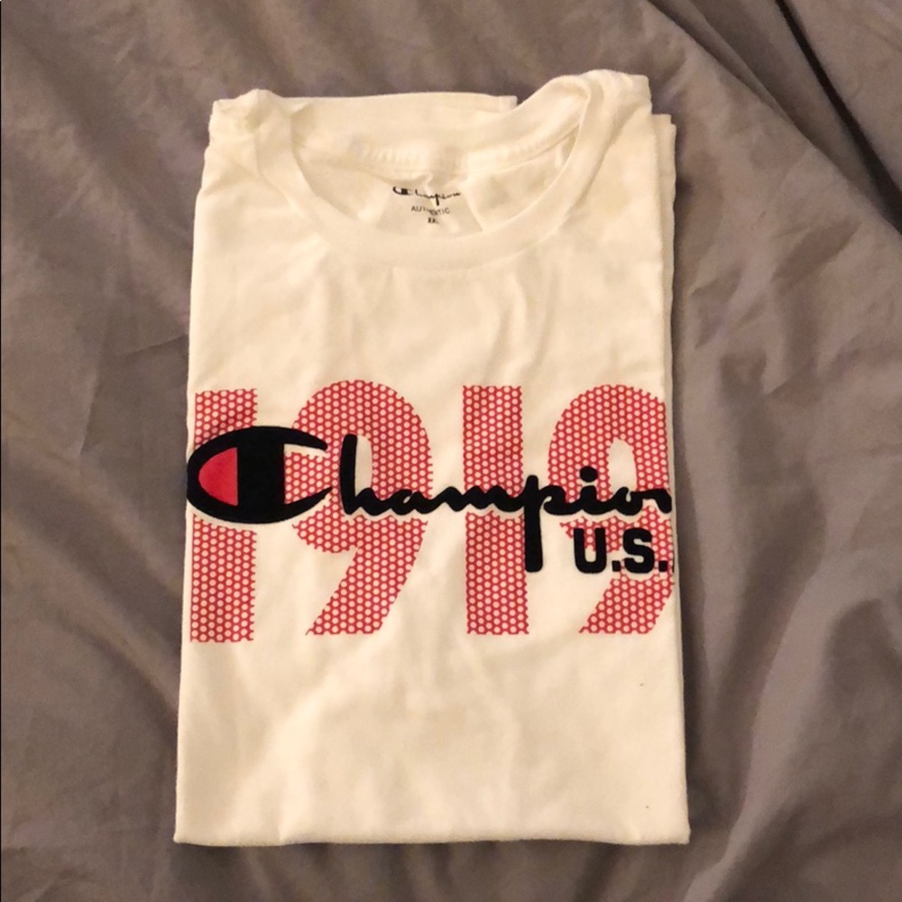 Champion T-shirt